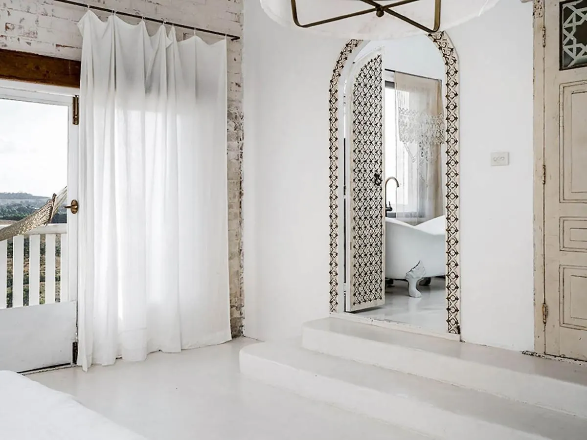 Your Luxury Escape - Bisque House Byron Bay