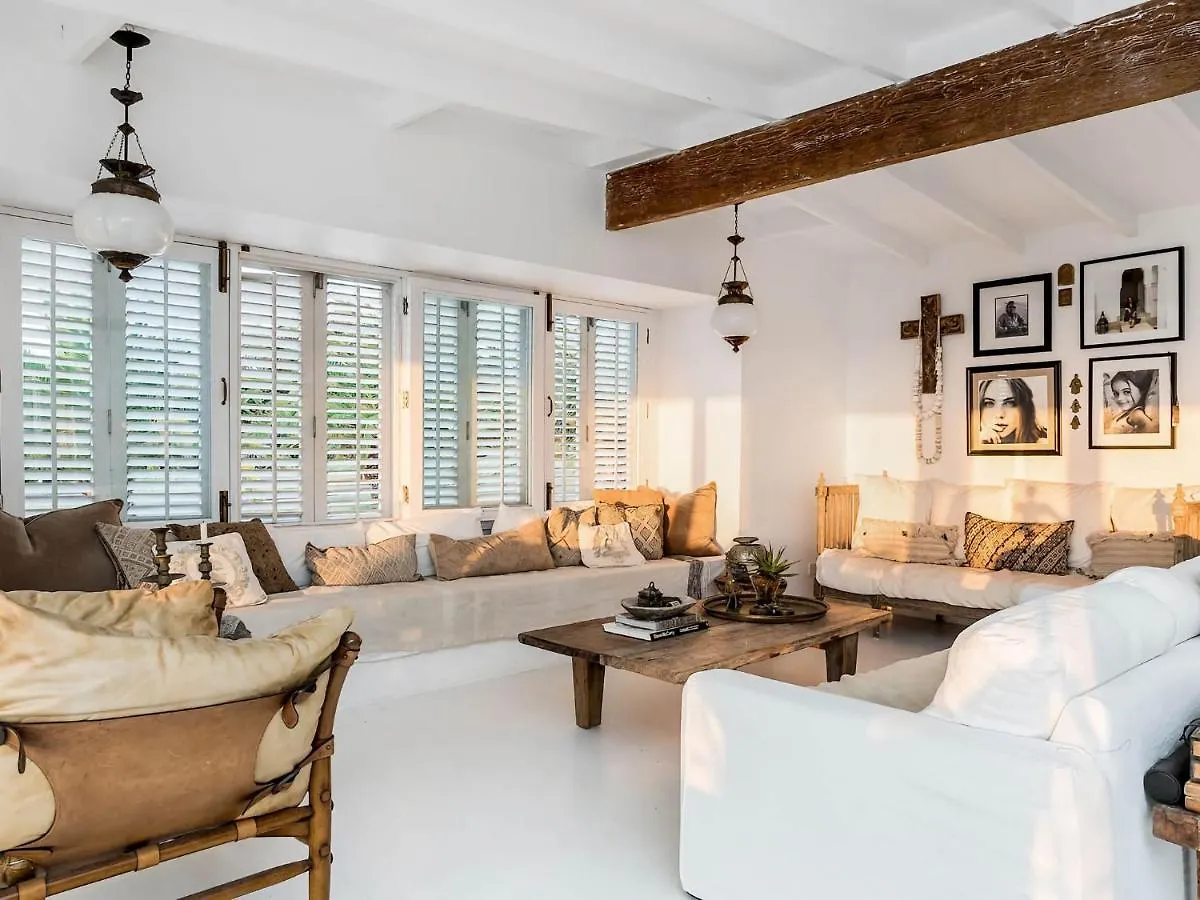 Your Luxury Escape - Bisque House Byron Bay 0*,  Australia